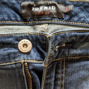 Torrid high rise curvy jean